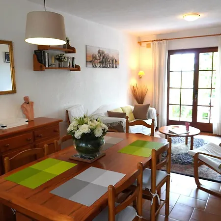 Holiday home Casa Vacacional Tranquila Con Piscina, Jardin Y Cerca De La Playa En - Es-323-29 *